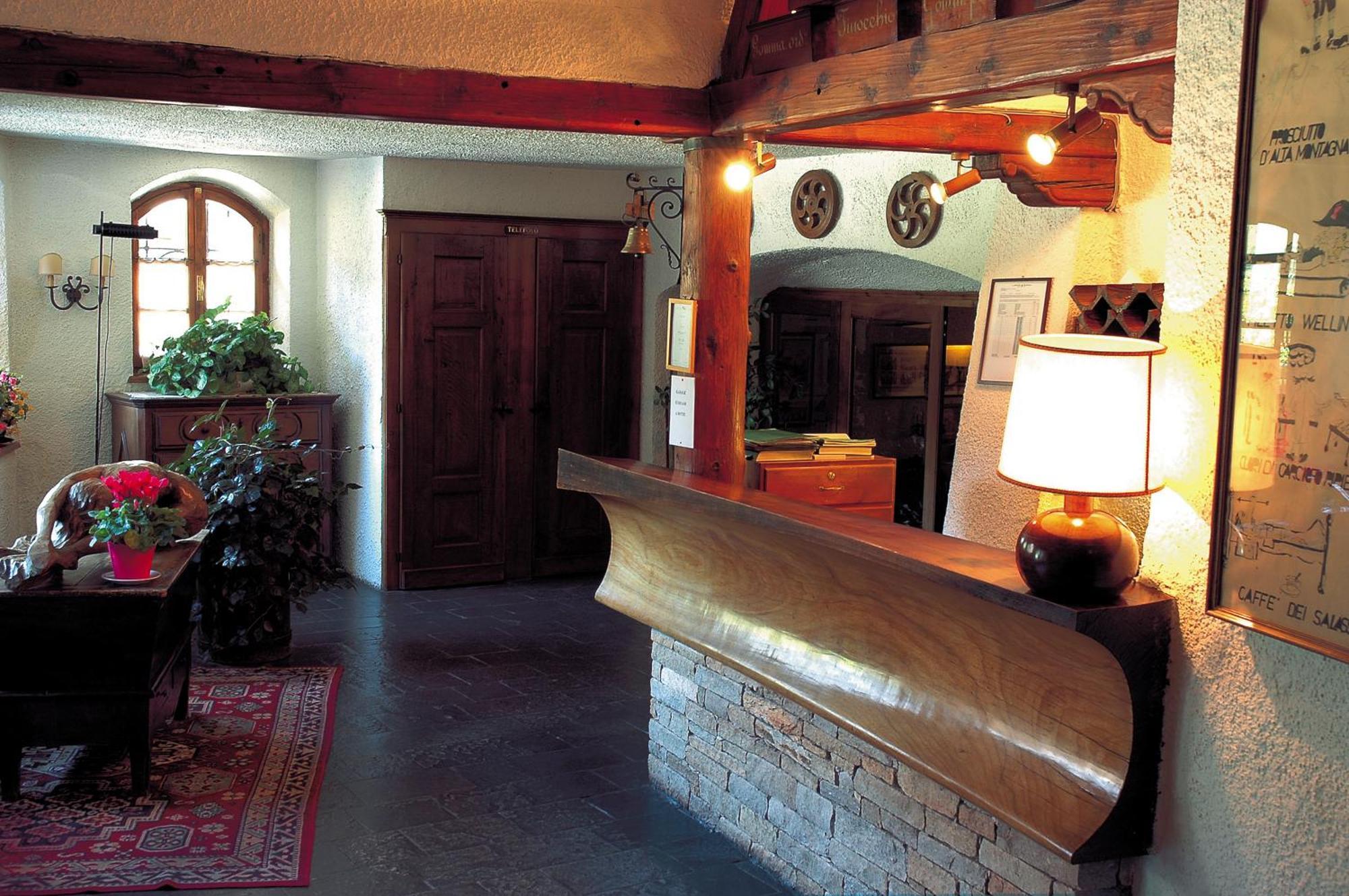 Hotel Del Viale Courmayeur Buitenkant foto