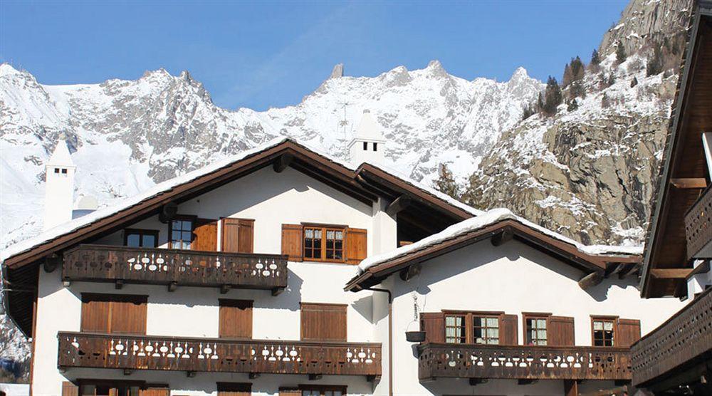Hotel Del Viale Courmayeur Buitenkant foto