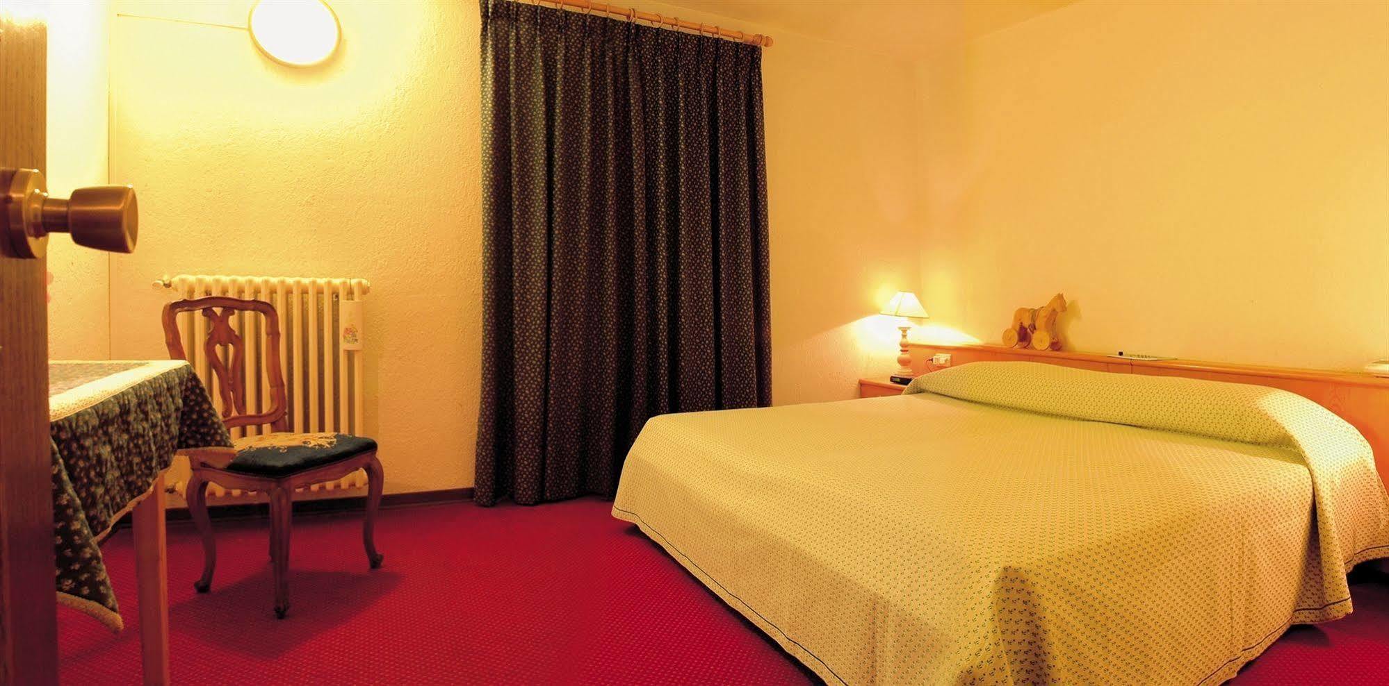 Hotel Del Viale Courmayeur Buitenkant foto